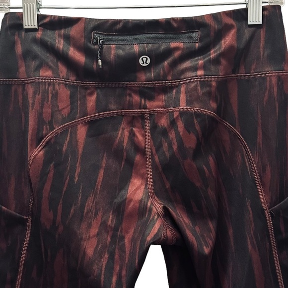 Lululemon Speed Tight IV Painted Animal Bordeaux Drama Black 6 - Picture 11 of 13